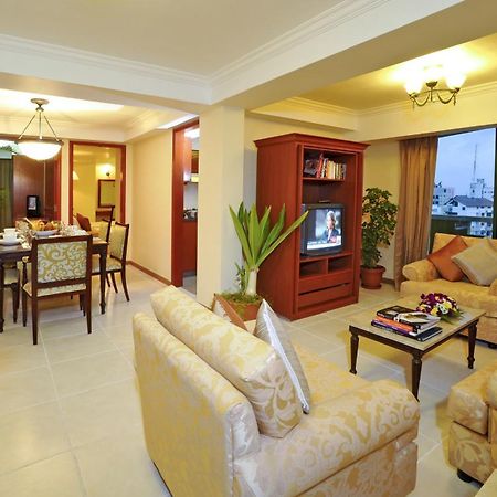 Mookai Hotel Male Bagian luar foto