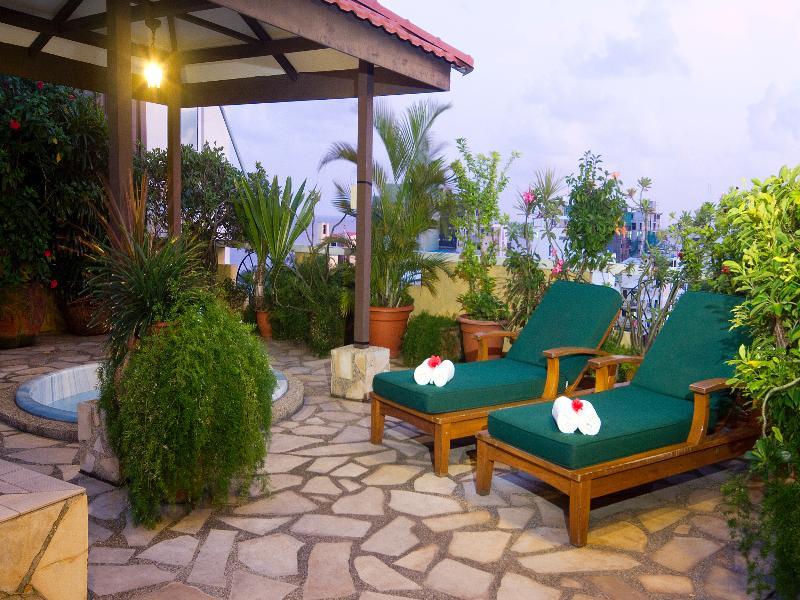 Mookai Hotel Male Bagian luar foto