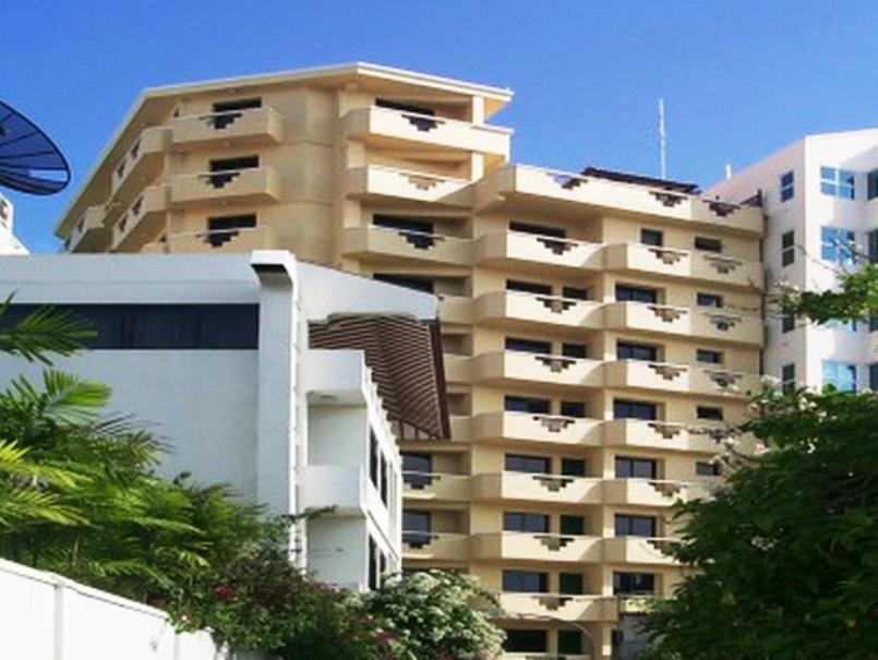 Mookai Hotel Male Bagian luar foto