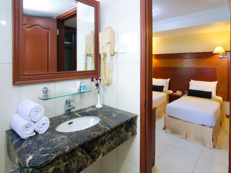 Mookai Hotel Male Bagian luar foto