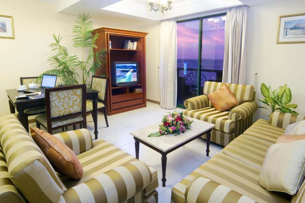 Mookai Hotel Male Bagian luar foto
