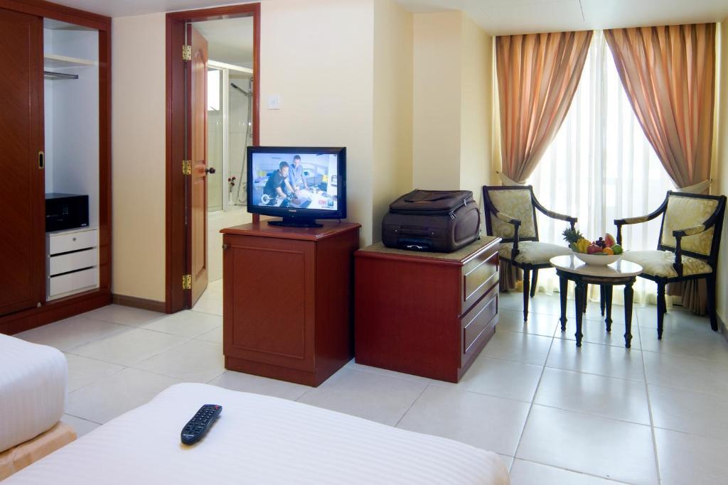 Mookai Hotel Male Bagian luar foto